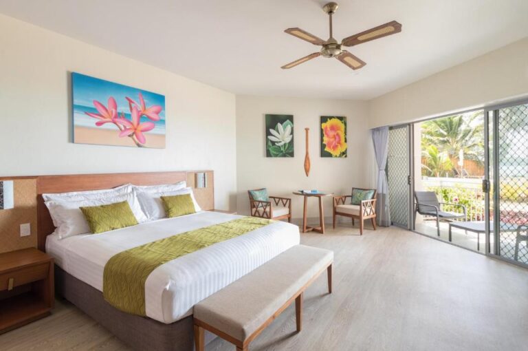 moana-sands-lagoon-resort-north-travel