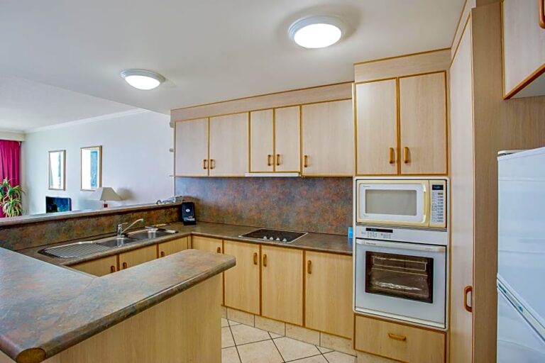 a8f60b49490e240b77a4f19124195e2efe2c3c58