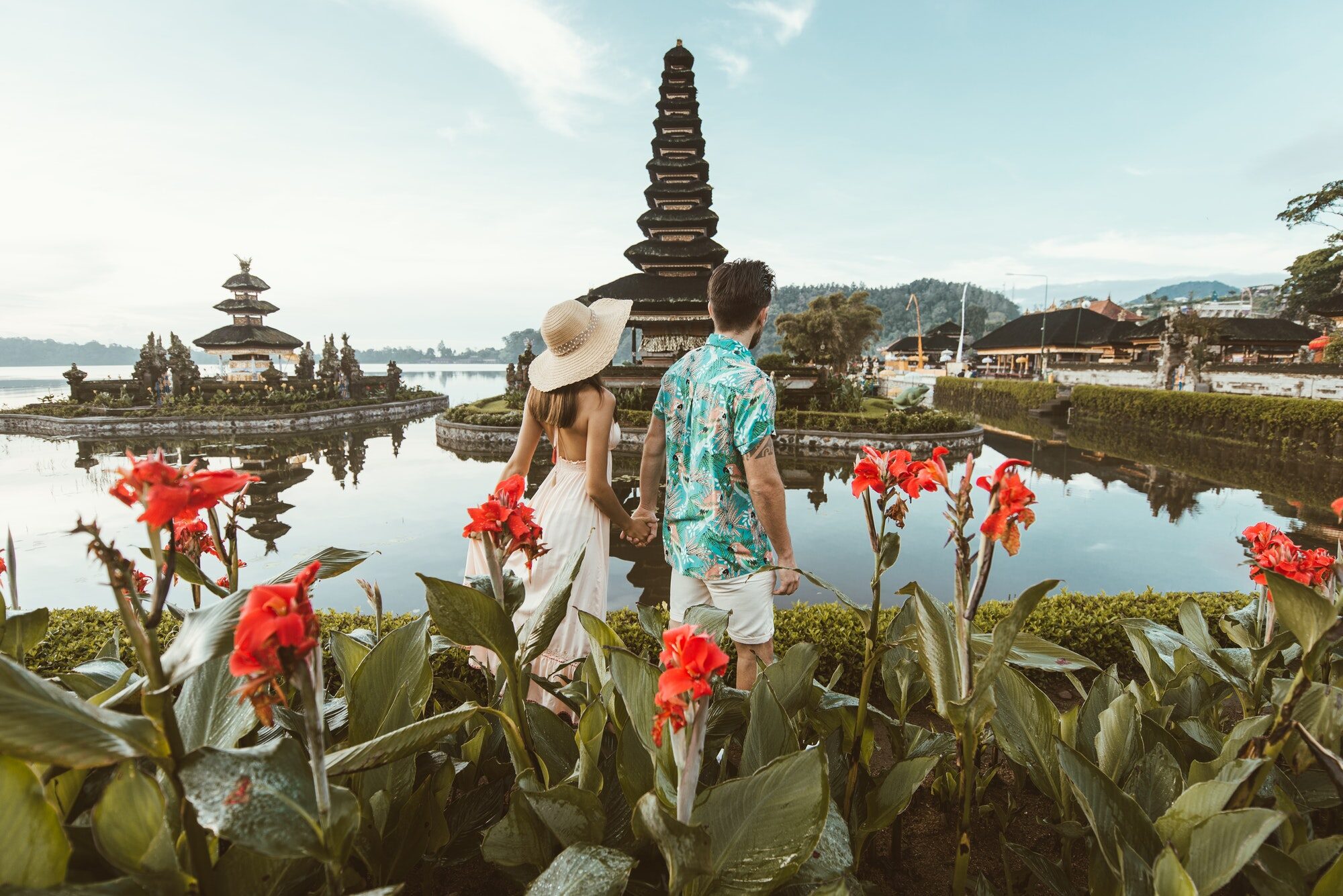 young-couple-at-the-pura-ulun-danu-bratan-bali.jpg