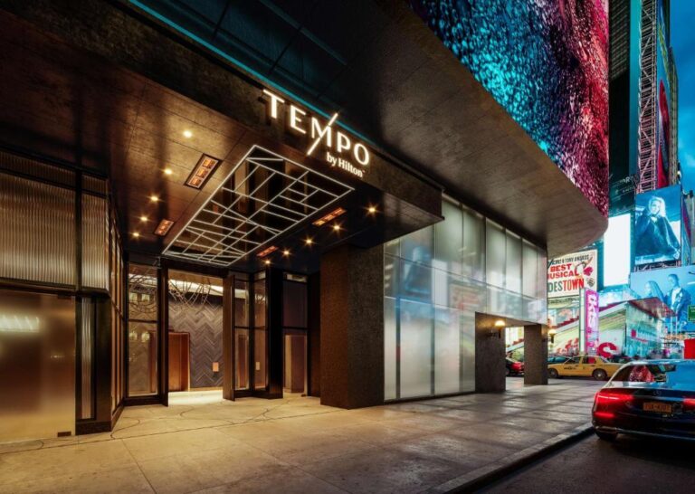 tempo-by-hilton-new-york-times-square-north-travel