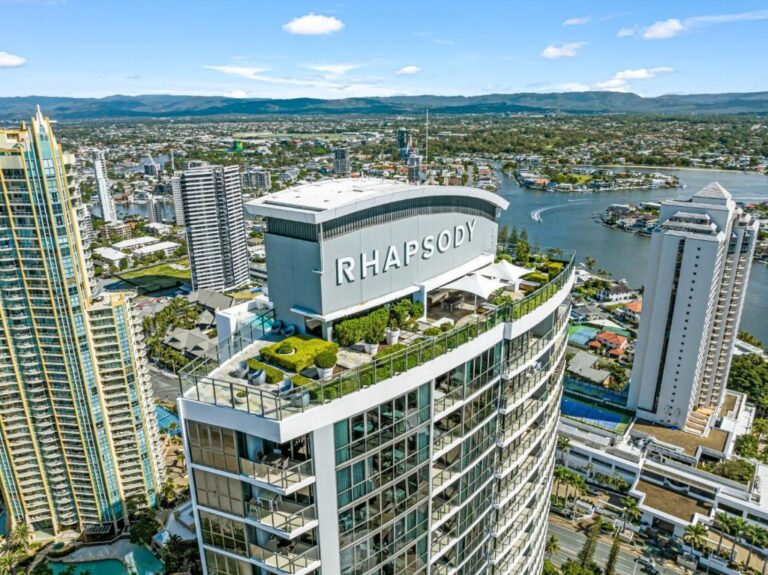 rhapsody-resort-north-travel