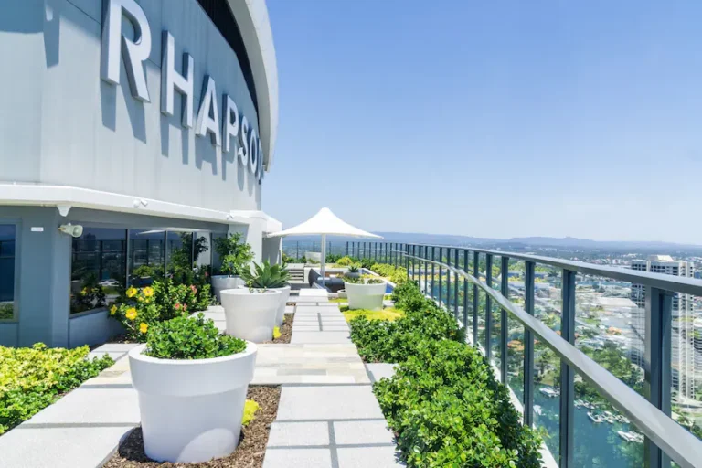 rhapsody-resort-north-travel