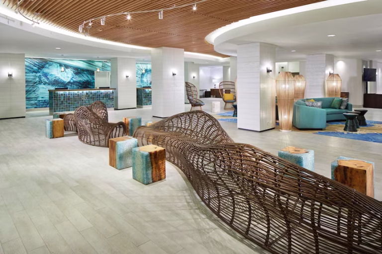 outrigger-waikiki-beachcomber-hotel