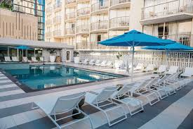 outrigger-waikiki-paradise-hotel-north-travel