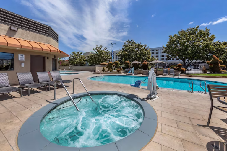 best-western-plus-stovalls-inn-north-travel