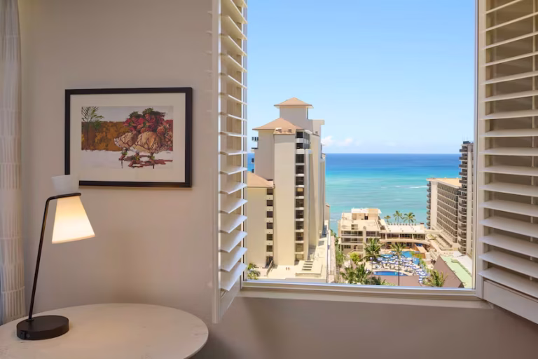 embassy-suites-by-hilton-waikiki-beach-walk-north-travel