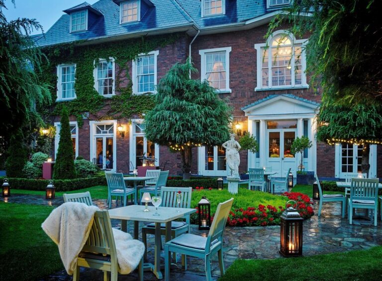 hayfield-manor-north-travel