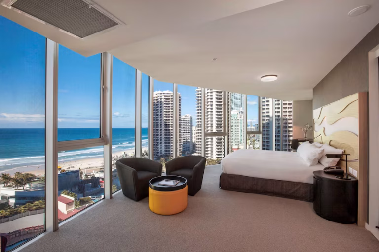 hilton-surfers-paradise-hotel-residences-north-travel