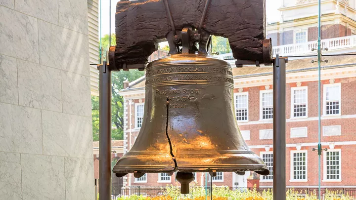 liberty-bell-philadelphia-usa-north-travel