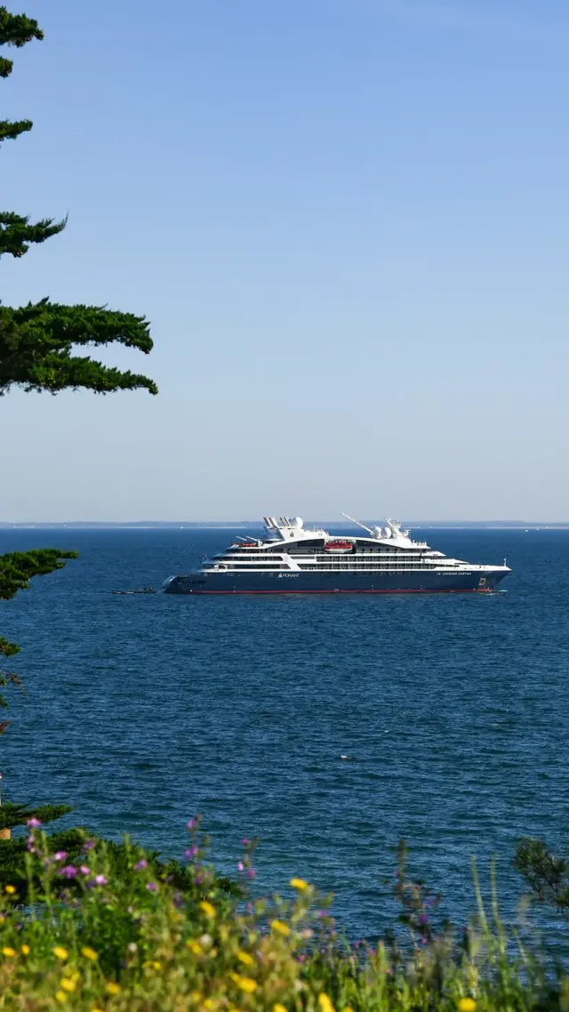 le-jacques-cartier-ile-de-houat-studioponant-ophelie-bleunven