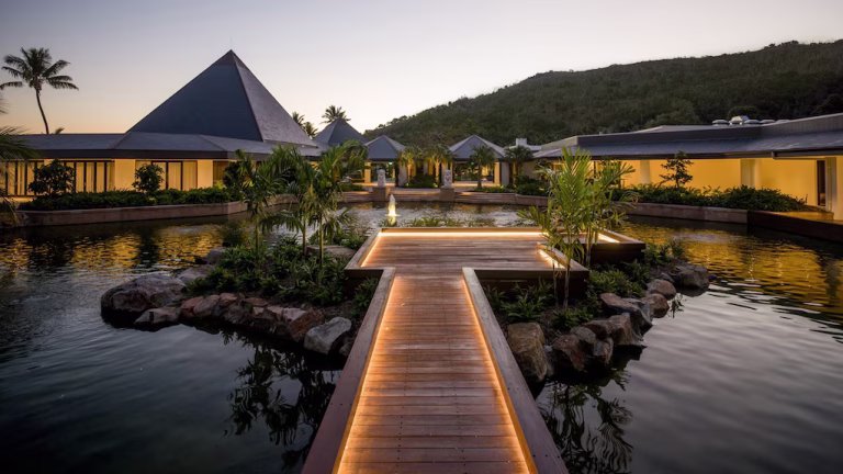 intercontinental-hayman-great-barrier-reef