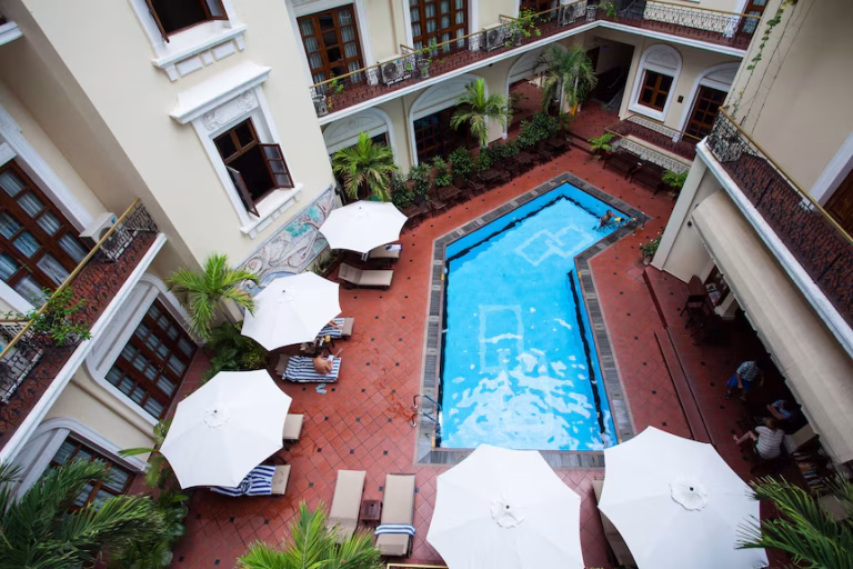 hotel-majestic-saigon