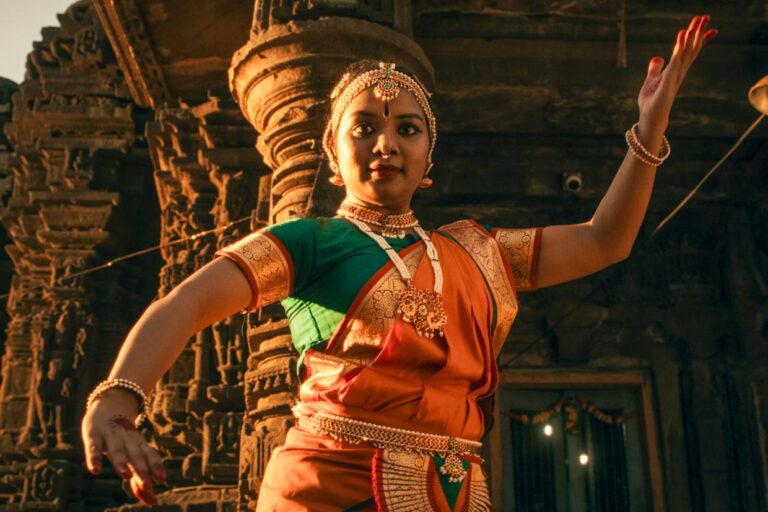 intrepid-travel-sri-lanka-bharatanatyam-dance-teacher-move-shutterstock-2380219439-2
