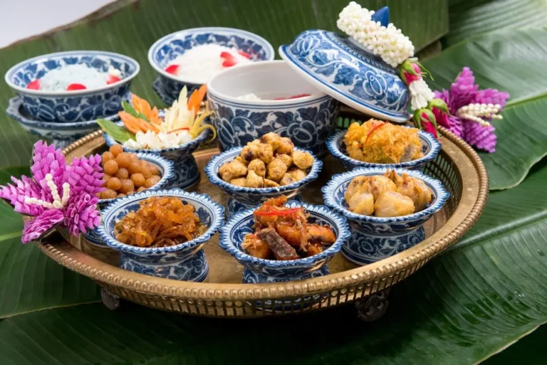 intrepid-travel-thailand-khao-chae-traditional-meal-shutterstock-1354541132