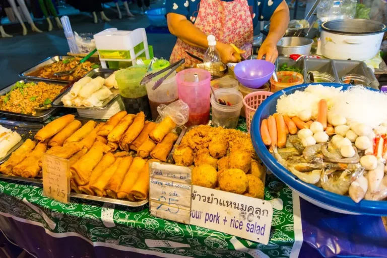 intrepid-travel-thailand-koh-samui-market-street-food-shutterstock-1725844978